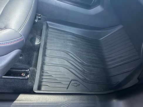 Certified 2024 Chevrolet Equinox EV RS image 17