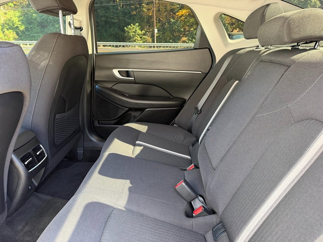 Used 2025 Hyundai Sonata SEL FWD image 17