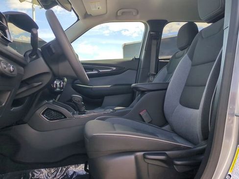 Used 2025 Chevrolet TrailBlazer LT FWD image 21