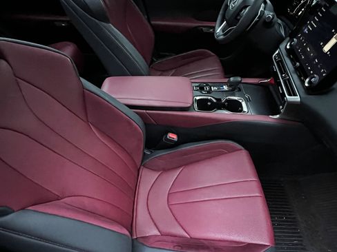 Used 2025 Lexus RX 500h F Sport w/ Convenience Package image 44