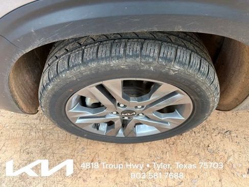 Used 2022 Kia Seltos LX AWD/4WD image 4