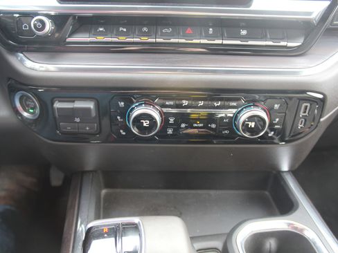 Used 2023 GMC Sierra 1500 SLT w/ SLT Premium Plus Package image 15