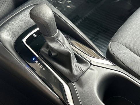 Used 2024 Toyota Corolla LE image 27