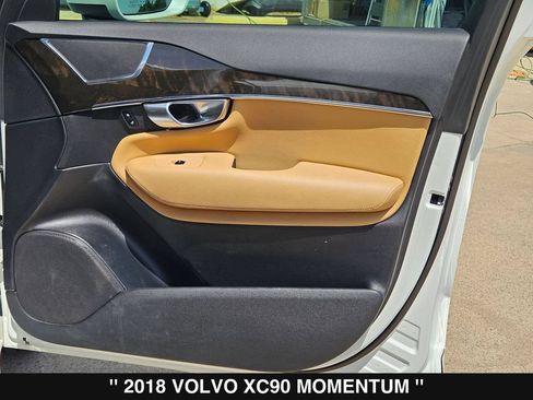 Used 2018 Volvo XC90 T6 Momentum w/ Convenience Package AWD/4WD image 30