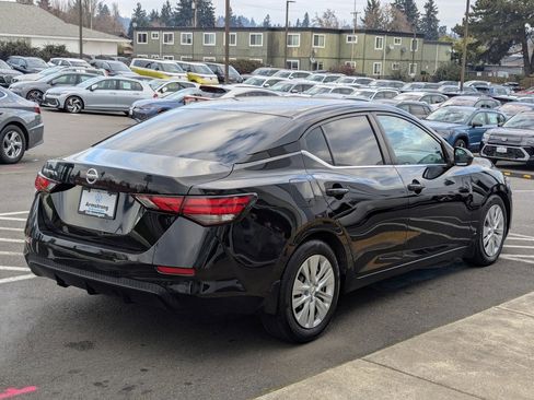 Used 2020 Nissan Sentra S image 5