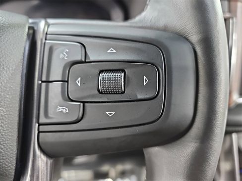 Used 2024 GMC Yukon Denali Ultimate image 25