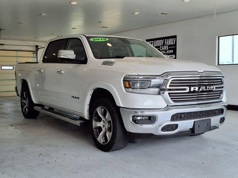 Used 2019 RAM 1500 Laramie AWD/4WD image 17