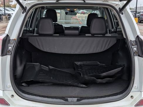 Used 2018 Toyota RAV4 Limited w/ Advanced Technology Package image 29