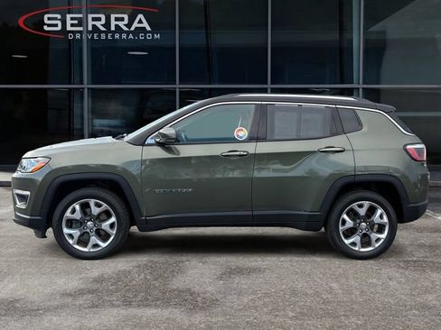Used 2019 Jeep Compass Limited AWD/4WD image 2