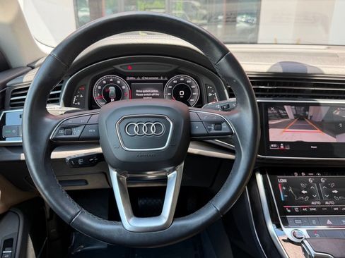 Used 2023 Audi Q8 Premium Plus w/ Premium Plus Package AWD/4WD image 17