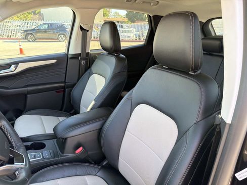 Used 2022 Ford Escape Titanium w/ Titanium Elite Package image 22