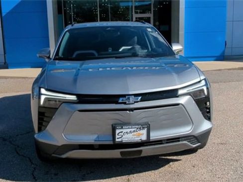 New 2026 Chevrolet Blazer EV LT image 3