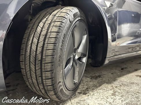 Used 2019 Tesla Model 3 Long Range AWD/4WD image 33