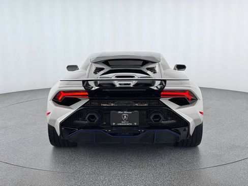 Used 2023 Lamborghini Huracan Tecnica image 4