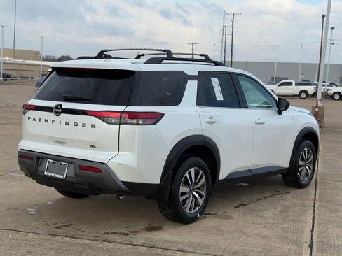 New 2026 Nissan Pathfinder SL FWD image 7