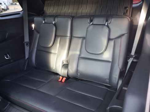 Used 2025 Ford Explorer ST image 11