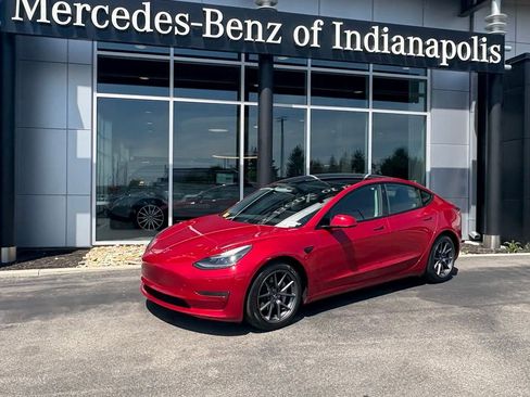 Used 2021 Tesla Model 3 Standard Range Plus RWD image 1