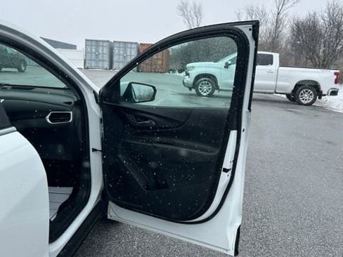 Certified 2023 Chevrolet Equinox LT image 46