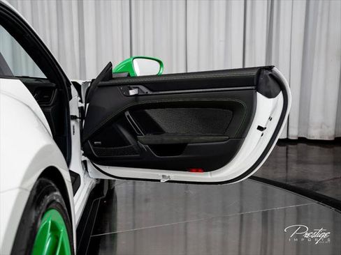 Used 2024 Porsche 911 GT3 RS RWD image 38