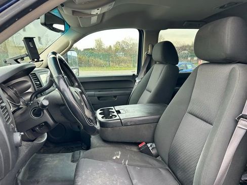 Used 2013 GMC Sierra 2500 SLE w/ Suspension Package, Off-Road image 9