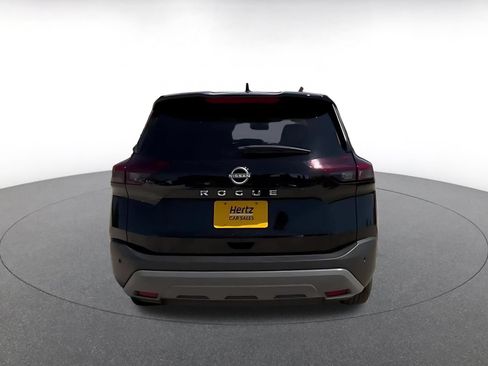 Used 2023 Nissan Rogue S FWD image 12