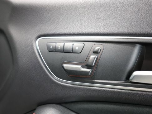 Used 2015 Mercedes-Benz CLA 250 4MATIC image 22
