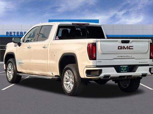 Used 2023 GMC Sierra 1500 Denali w/ Technology Package AWD/4WD image 6
