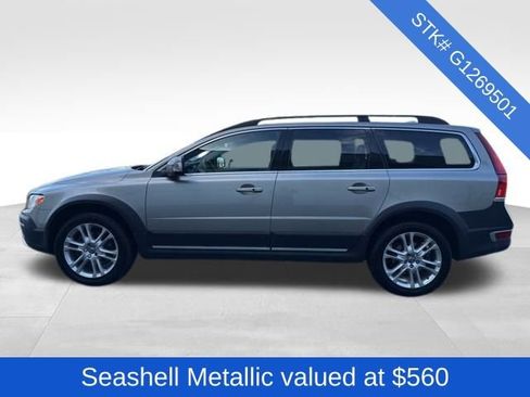Used 2016 Volvo XC70 T5 Premier w/ Proximity Package image 4