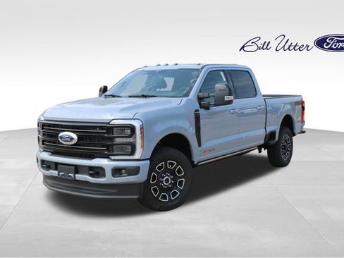 New 2026 Ford F250 Platinum AWD/4WD image 1