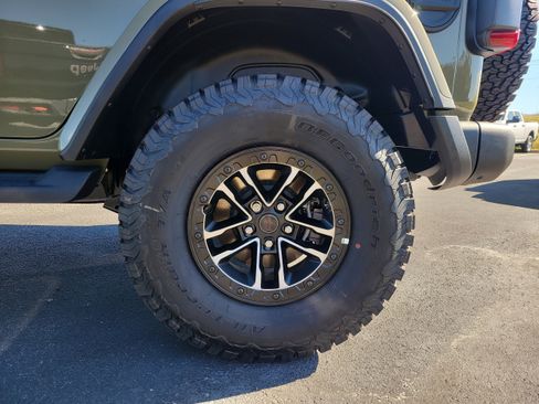 New 2026 Jeep Wrangler Unlimited Rubicon image 9