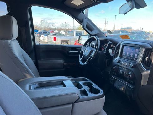 Used 2021 Chevrolet Silverado 1500 LT w/ Bed Protection Package image 8