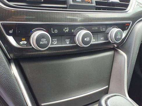 Used 2022 Honda Accord Sport Special Edition image 6