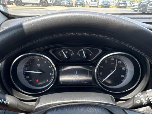 Used 2019 Buick Envision Preferred FWD image 40