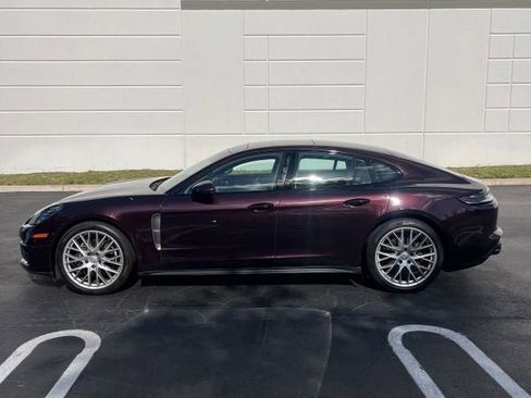 Used 2023 Porsche Panamera 4 Platinum Edition AWD/4WD image 3