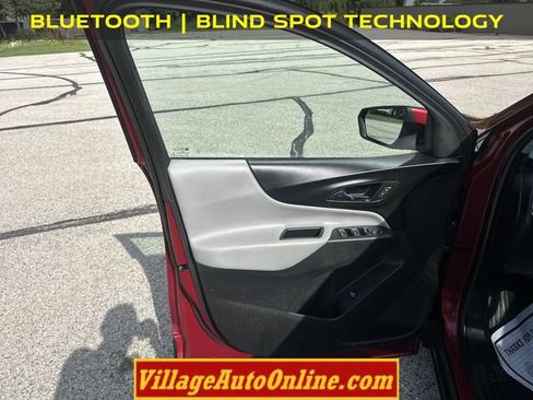 Used 2019 Chevrolet Equinox LT w/ LT True North Edition AWD/4WD image 10