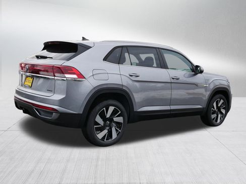 New 2026 Volkswagen Atlas Cross Sport SE image 4