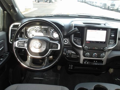 Used 2023 RAM 2500 Big Horn w/ Level 1 Equipment Group image 13