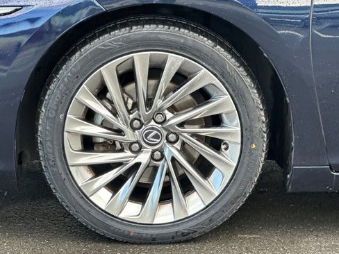 Used 2019 Lexus ES 350 image 11