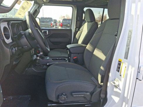 New 2025 Jeep Wrangler Unlimited Sport image 32