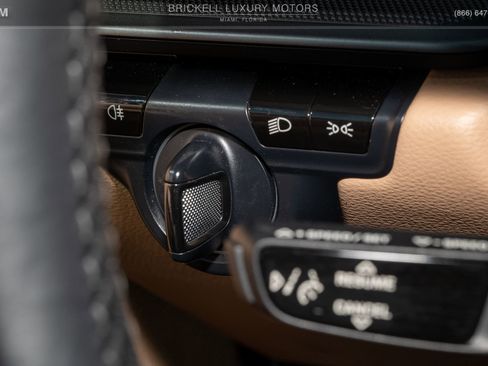 Used 2020 Porsche 911 Carrera image 25