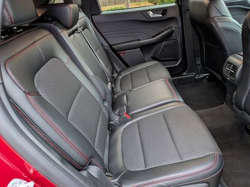 New 2026 Ford Escape ST-Line w/ Tech Pack #1 FWD image 36