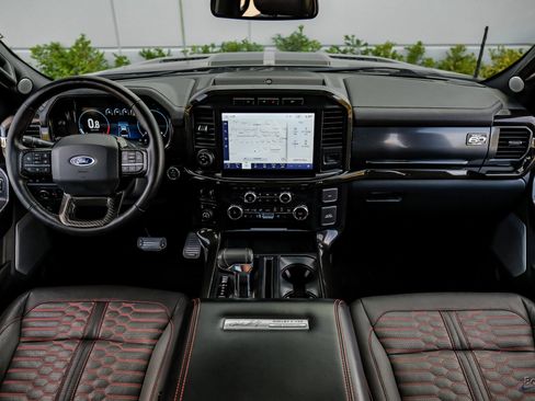 Used 2022 Ford F150 Lariat w/ Equipment Group 502A High image 33