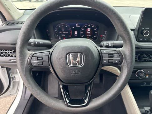 Used 2025 Honda Accord LX image 14