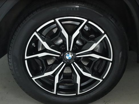 Used 2023 BMW X4 xDrive30i w/ M Sport Package AWD/4WD image 13