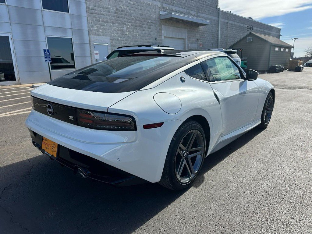 New 2026 Nissan Z Sport w/ Floor Mat Package RWD image 3