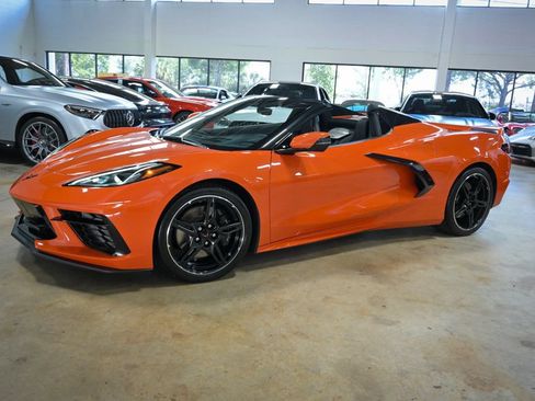 Used 2021 Chevrolet Corvette Stingray Preferred Conv w/ Z51 Performance Package RWD image 1