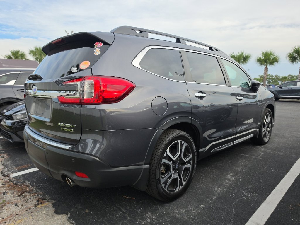 Used 2024 Subaru Ascent Touring AWD/4WD image 16