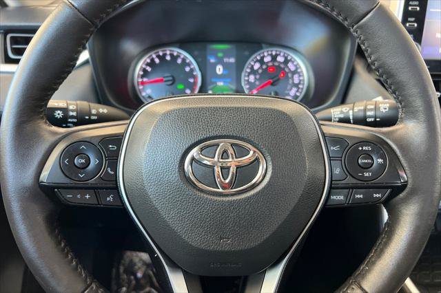 Certified 2022 Toyota RAV4 XLE Premium FWD image 26