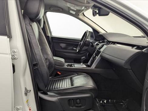 Used 2020 Land Rover Discovery Sport S image 19