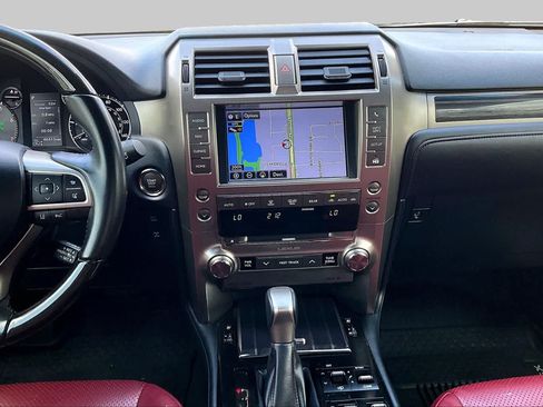 Used 2020 Lexus GX 460 Luxury w/ Accessory Package AWD/4WD image 7